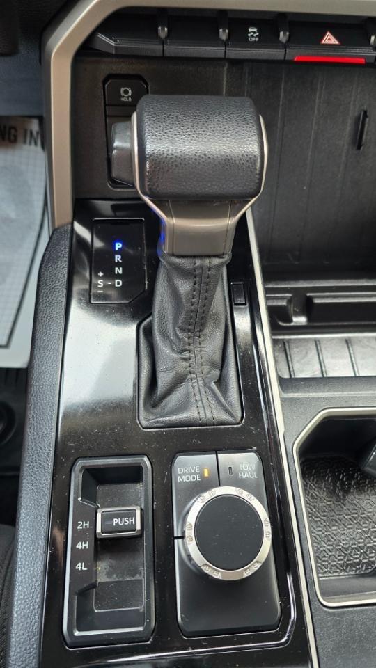 Toyota Tundra SR5 CrewMax 4WD 2023