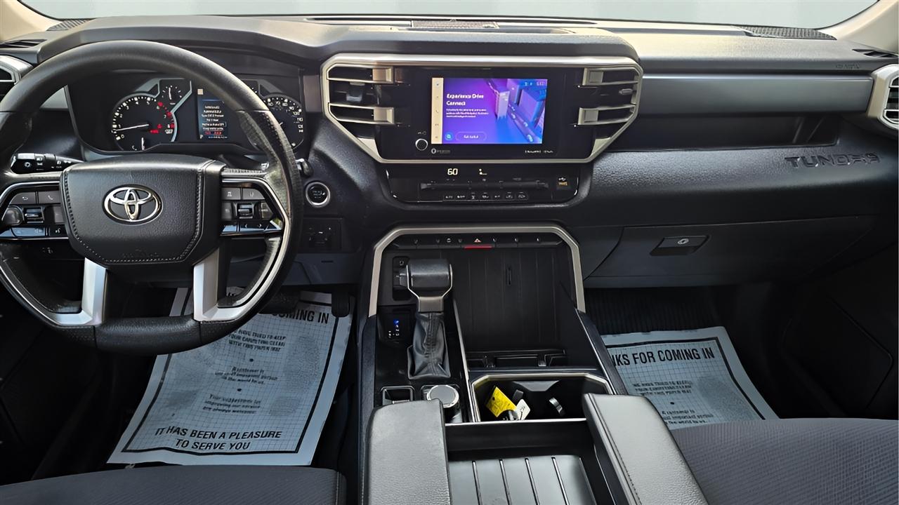 Toyota Tundra SR5 CrewMax 4WD 2023