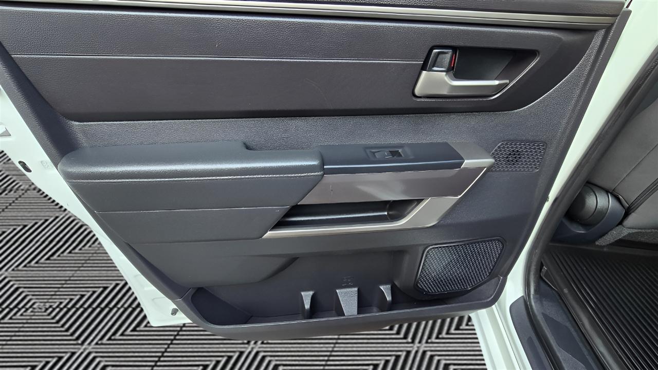 Toyota Tundra SR5 CrewMax 4WD 2023