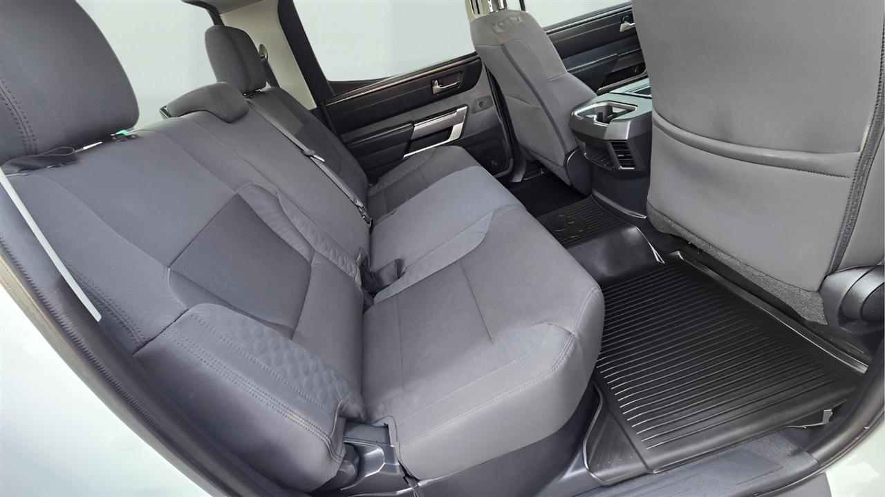 Toyota Tundra SR5 CrewMax 4WD 2023