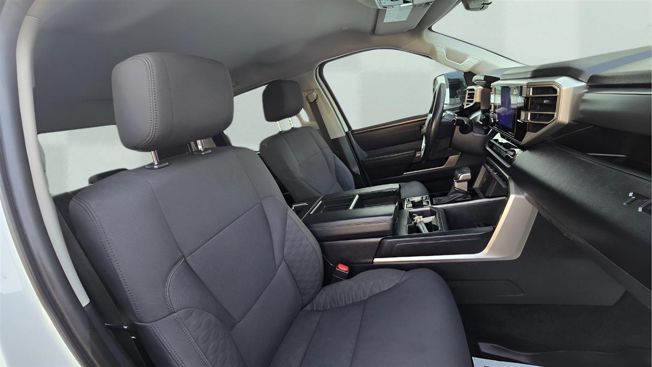 Toyota Tundra SR5 CrewMax 4WD 2023