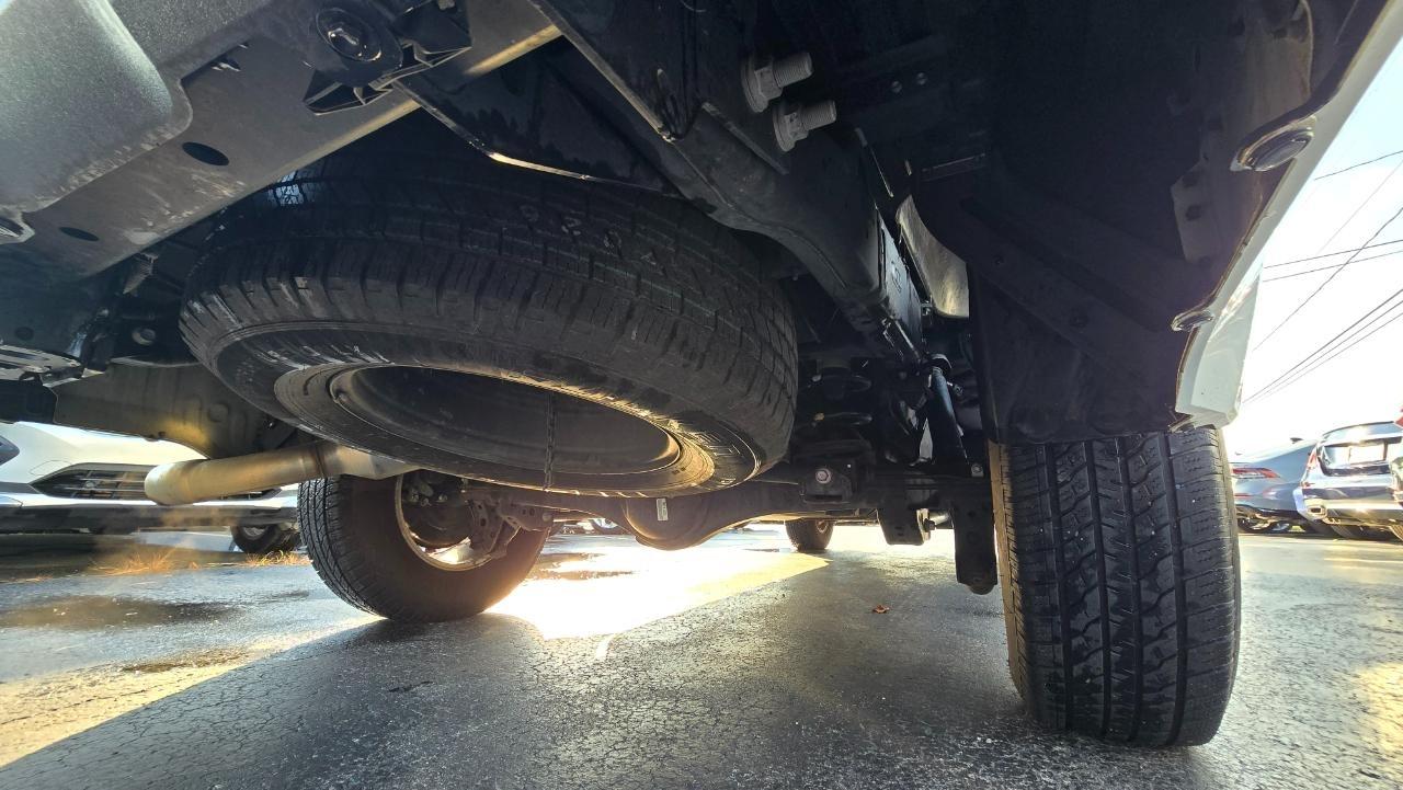 Toyota Tundra SR5 CrewMax 4WD 2023