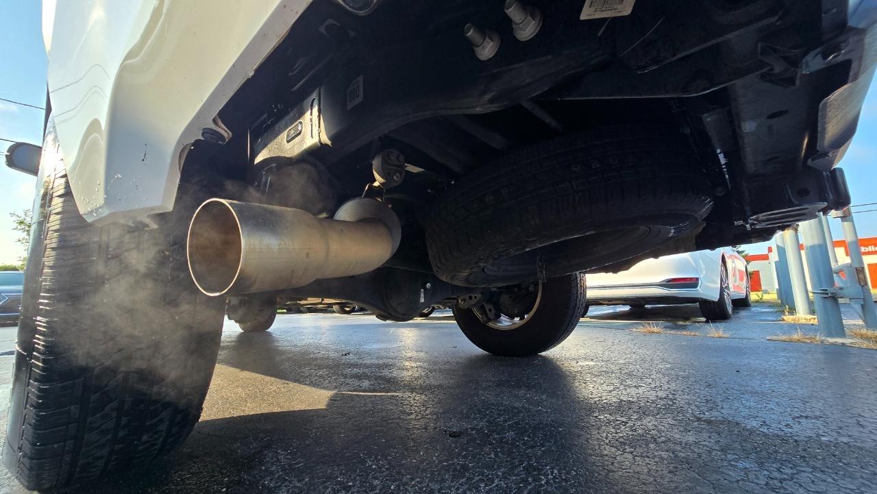 Toyota Tundra SR5 CrewMax 4WD 2023