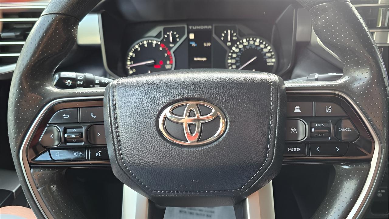 Toyota Tundra SR5 CrewMax 4WD 2023