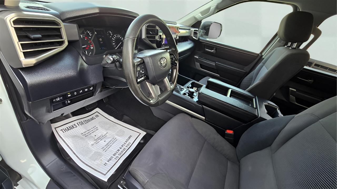 Toyota Tundra SR5 CrewMax 4WD 2023