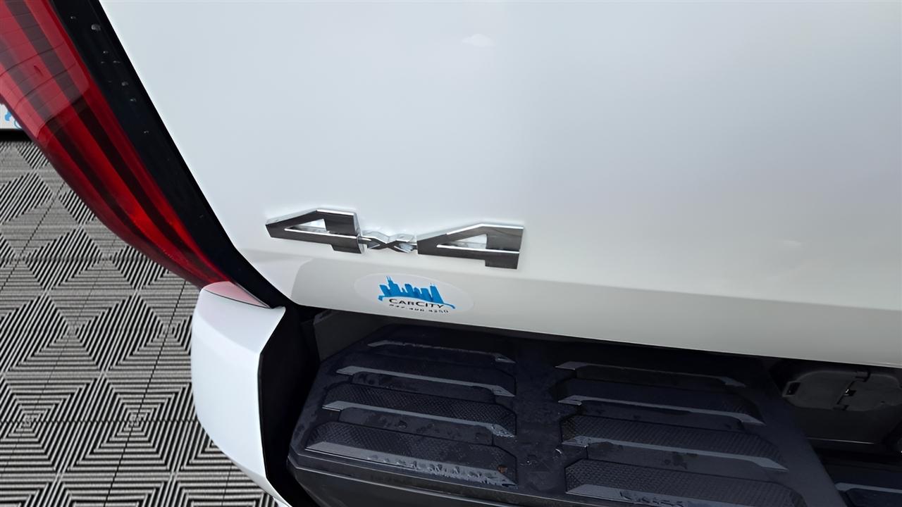 Toyota Tundra SR5 CrewMax 4WD 2023