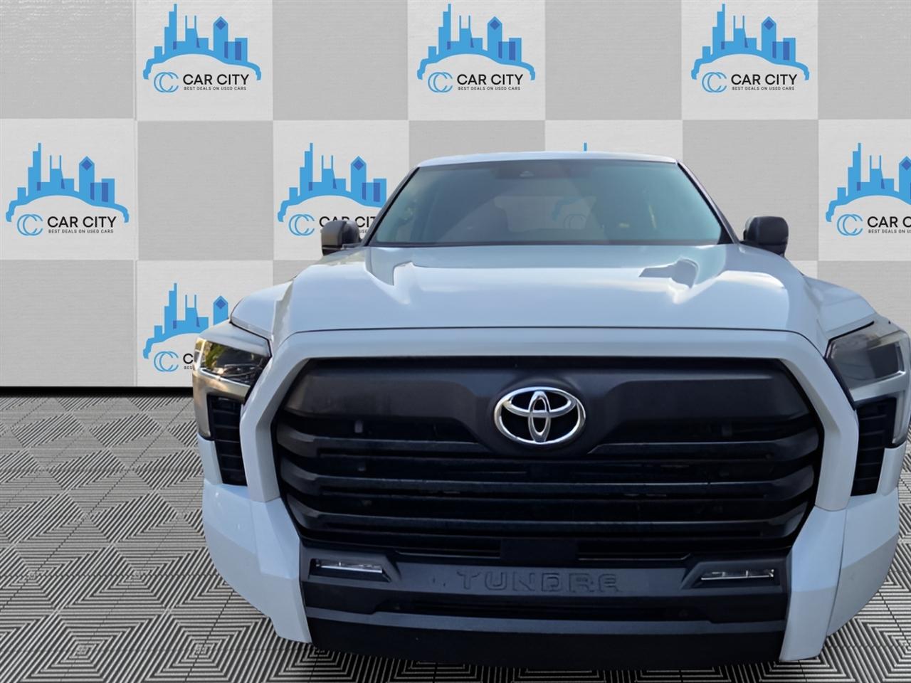 Toyota Tundra SR5 CrewMax 4WD 2023