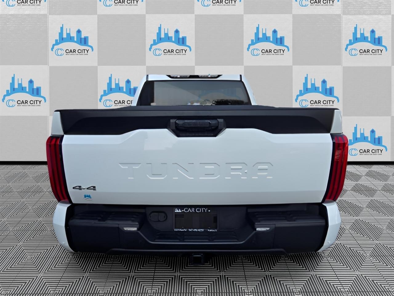 Toyota Tundra SR5 CrewMax 4WD 2023
