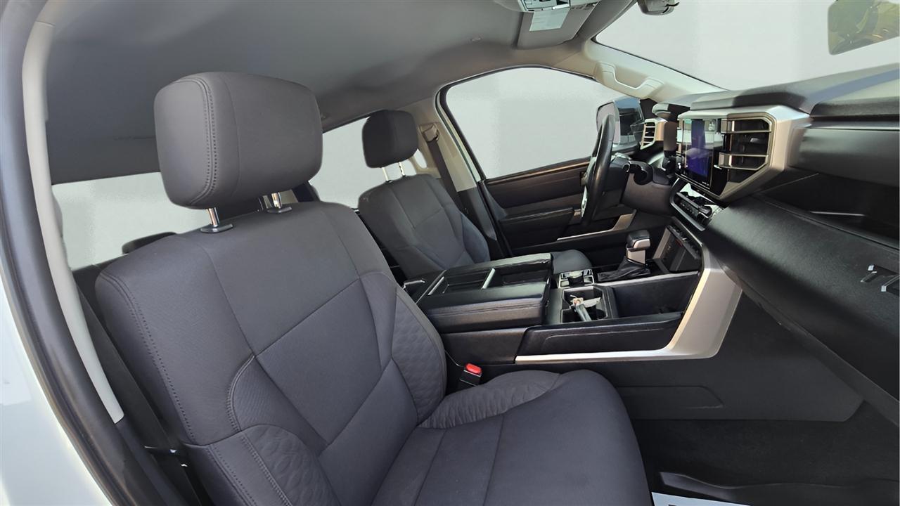 Toyota Tundra SR5 CrewMax 4WD 2023