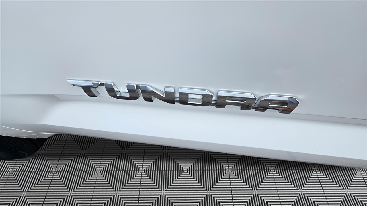 Toyota Tundra SR5 CrewMax 4WD 2023
