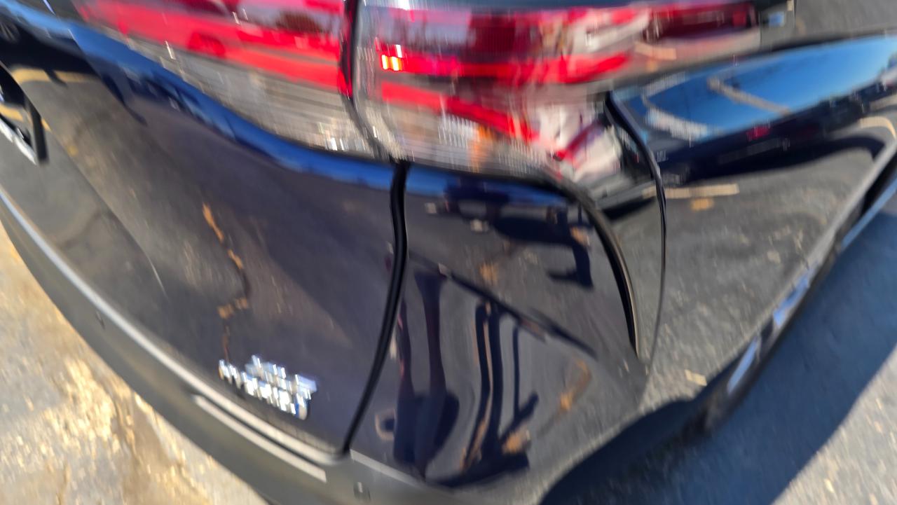 Toyota Sienna XLE 7-Passenger AWD 2022