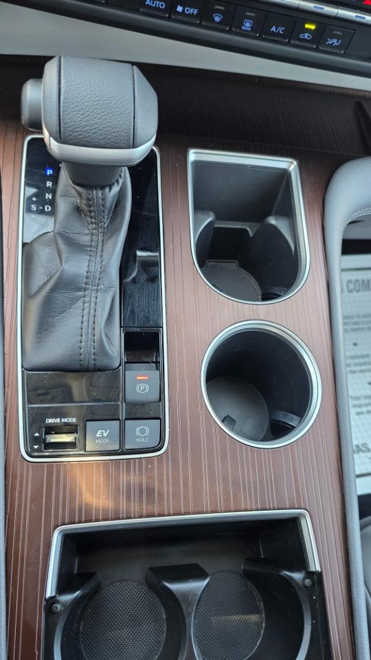 Toyota Sienna XLE 7-Passenger AWD 2022