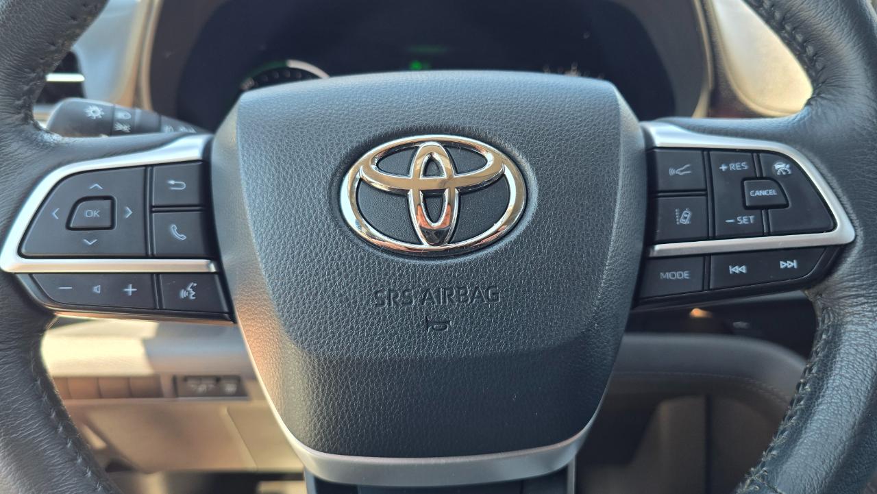 Toyota Sienna XLE 7-Passenger AWD 2022