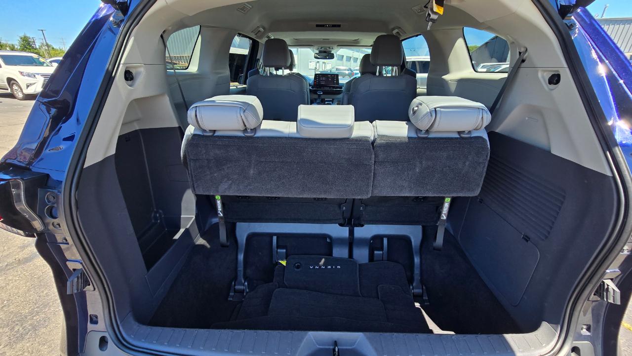 Toyota Sienna XLE 7-Passenger AWD 2022