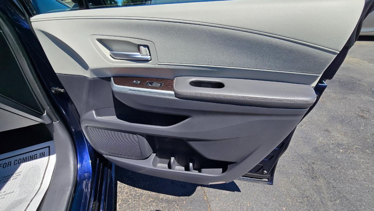 Toyota Sienna XLE 7-Passenger AWD 2022
