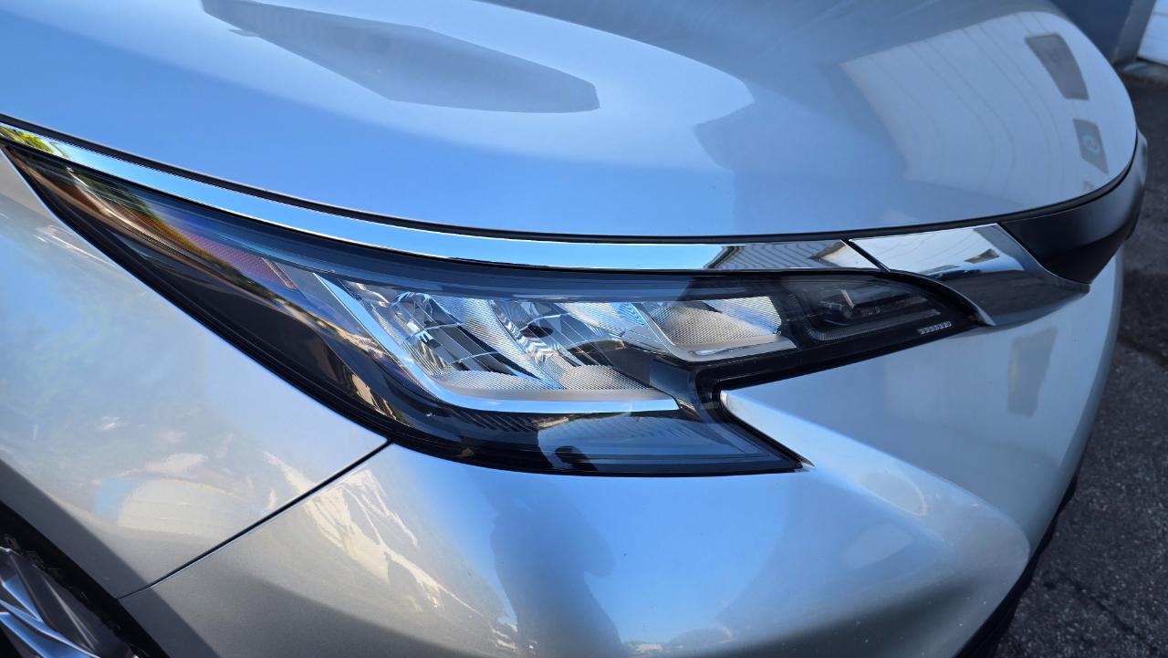 Toyota Sienna XLE 7-Passenger 2023