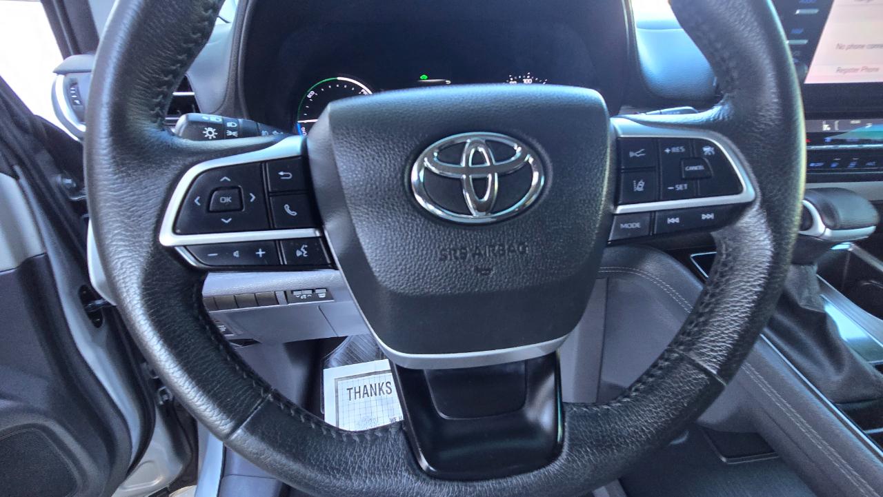 Toyota Sienna XLE 7-Passenger 2023