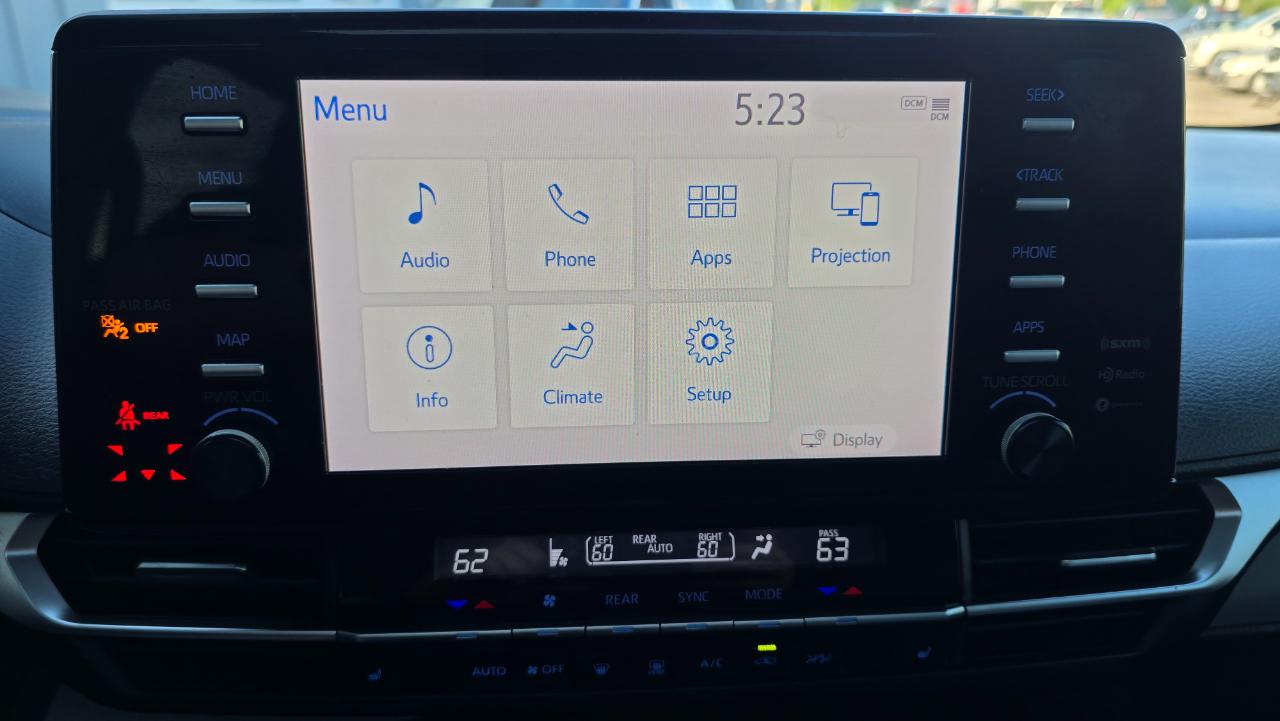Toyota Sienna XLE 7-Passenger 2023