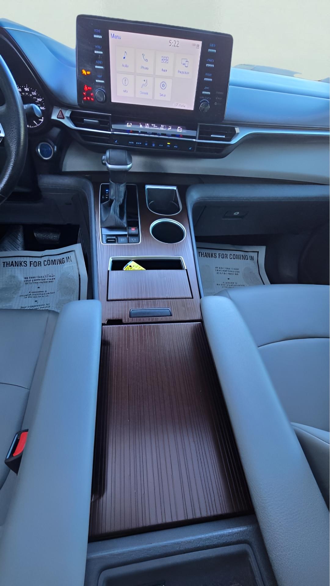 Toyota Sienna XLE 7-Passenger 2023