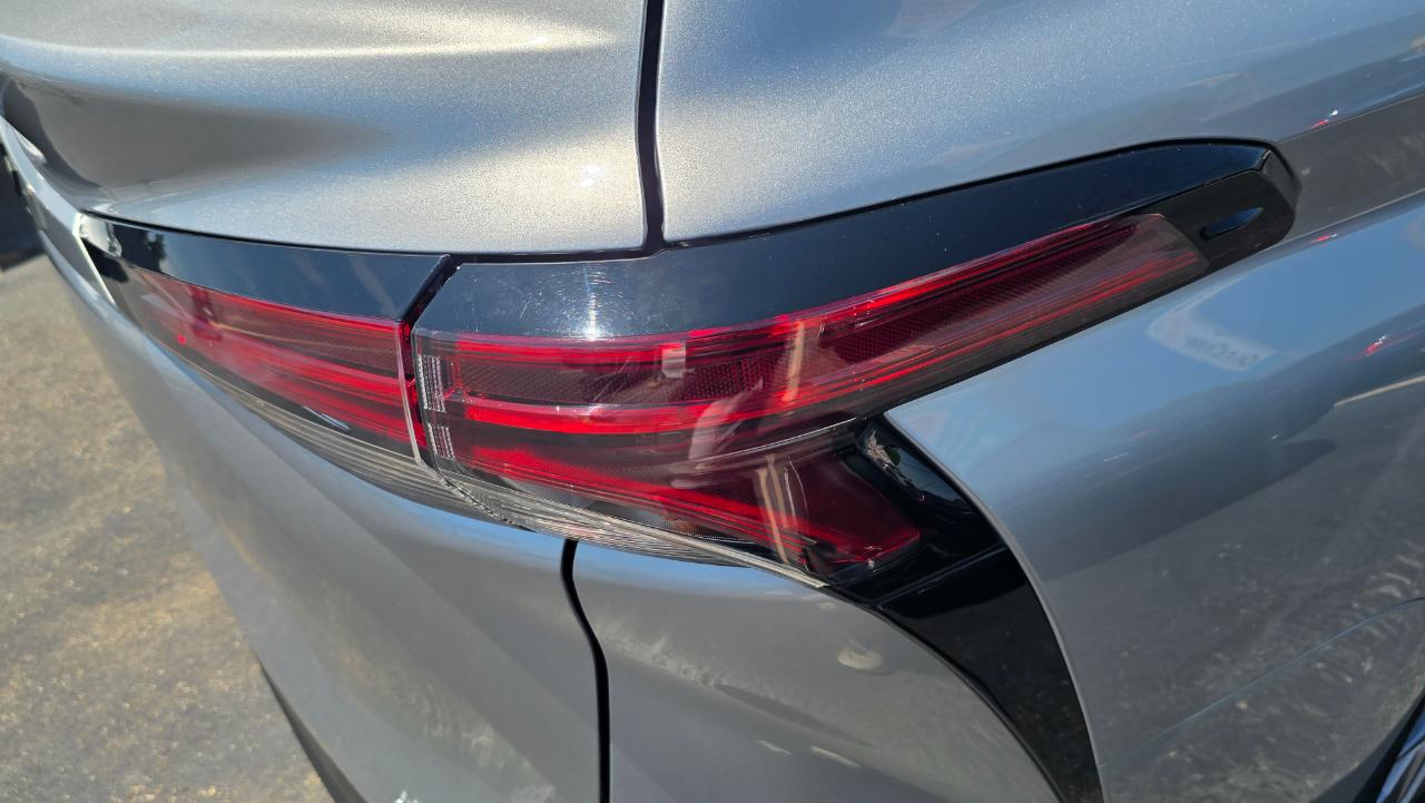 Toyota Sienna LE 8-Passenger AWD 2021