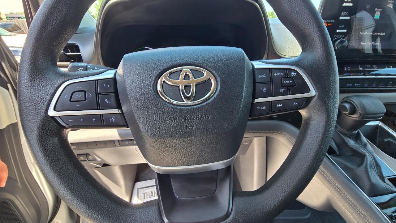 Toyota Sienna LE 8-Passenger AWD 2021