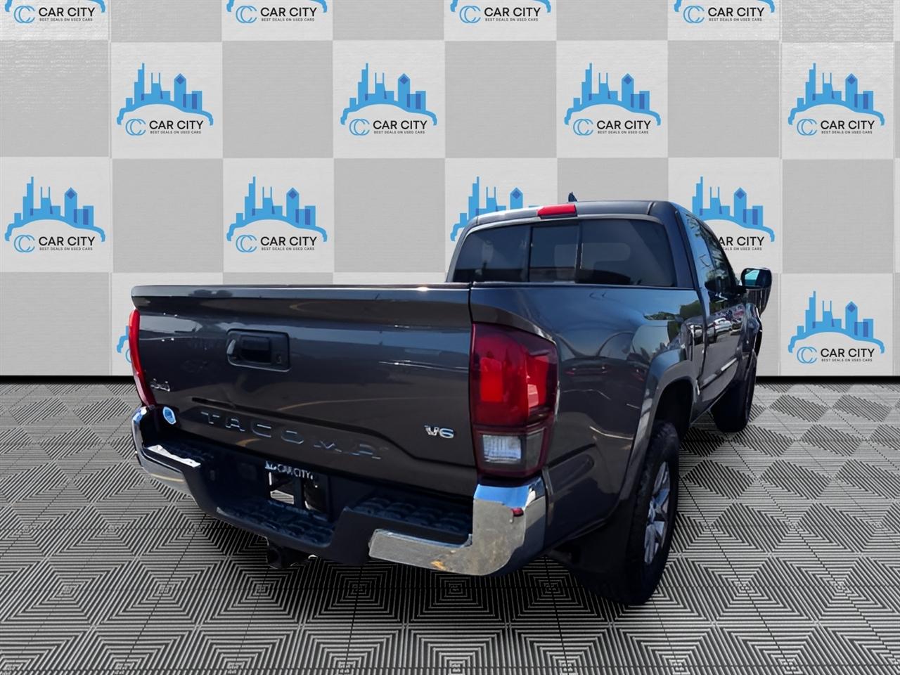 Toyota Tacoma SR5 Access Cab V6 6AT 4WD 2019