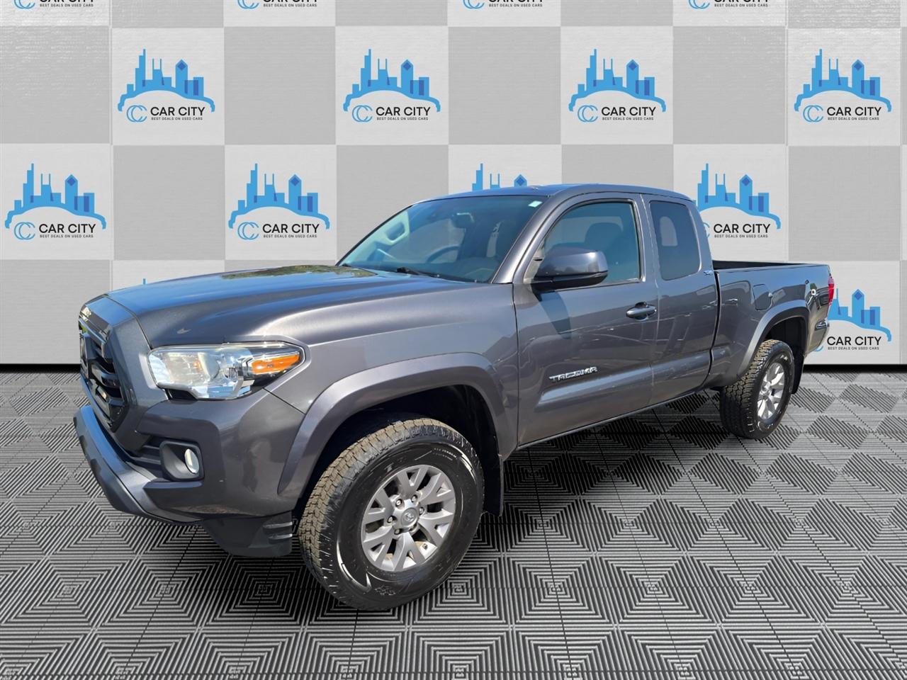 Toyota Tacoma SR5 Access Cab V6 6AT 4WD 2019