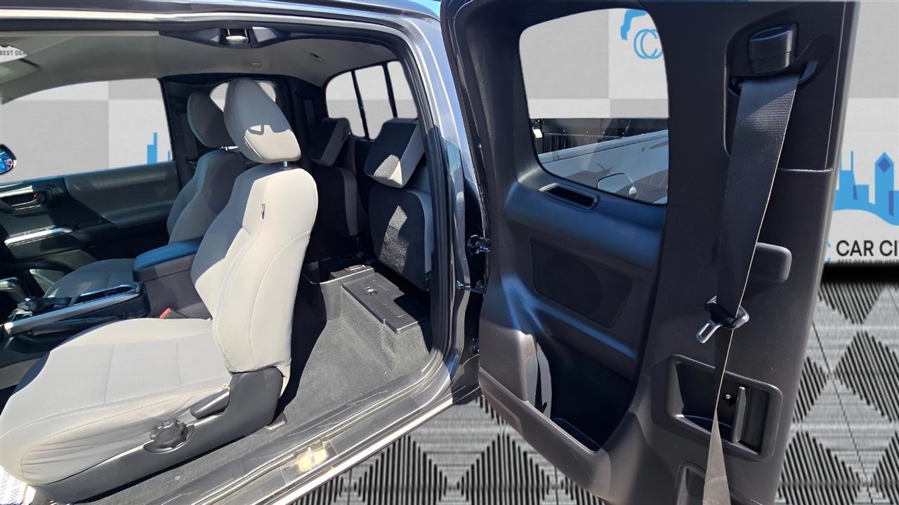Toyota Tacoma SR5 Access Cab V6 6AT 4WD 2019