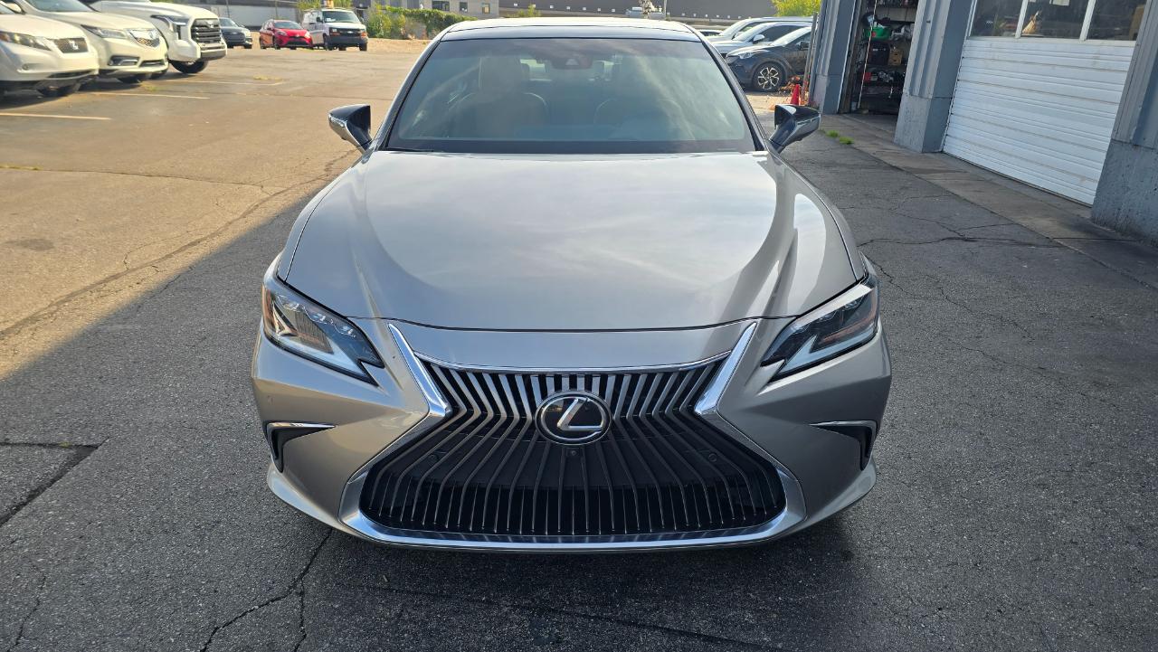 Lexus ES 350 Luxury 2019