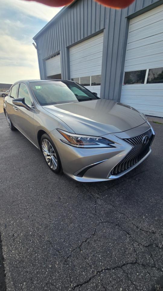 Lexus ES 350 Luxury 2019