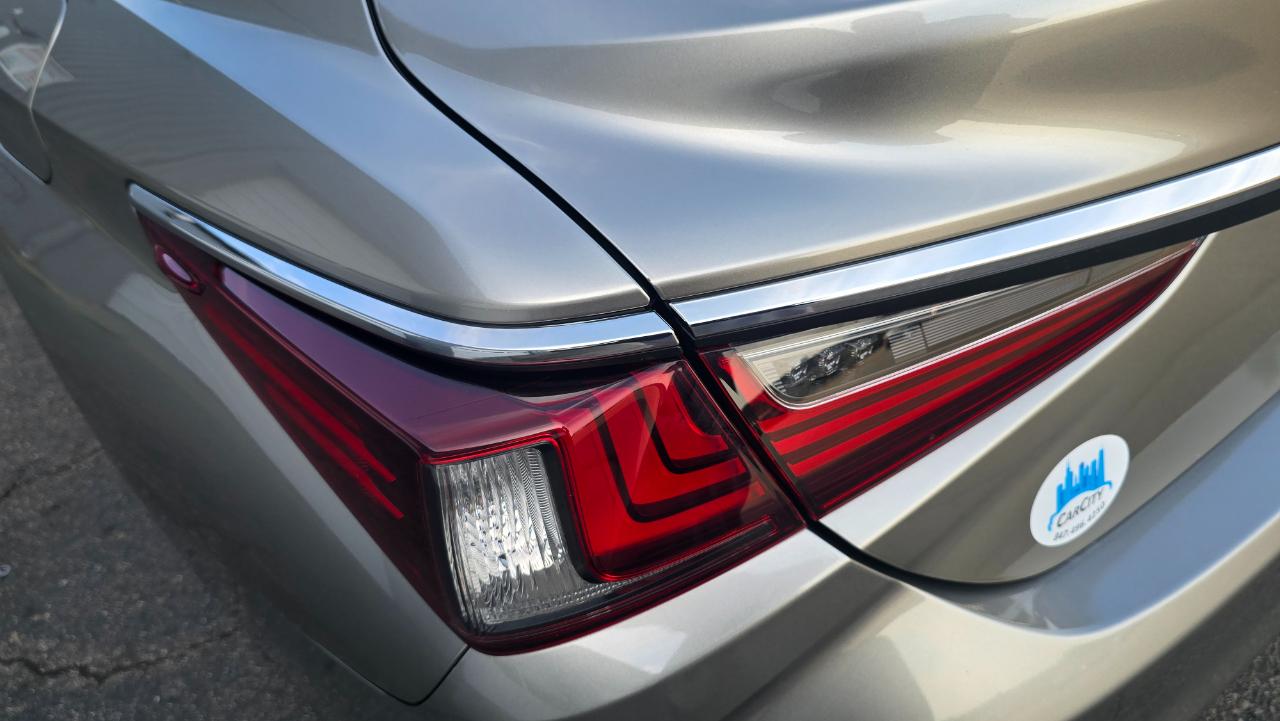Lexus ES 350 Luxury 2019