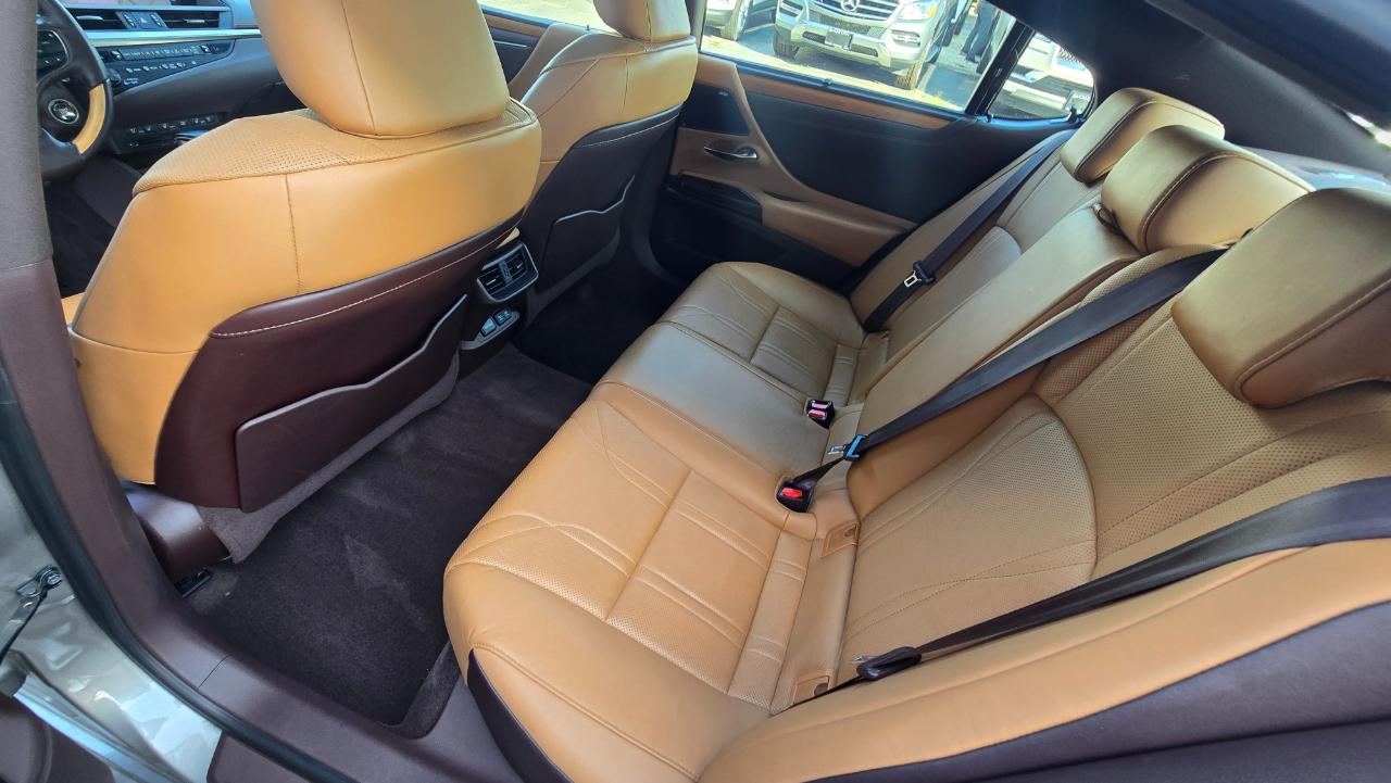 Lexus ES 350 Luxury 2019