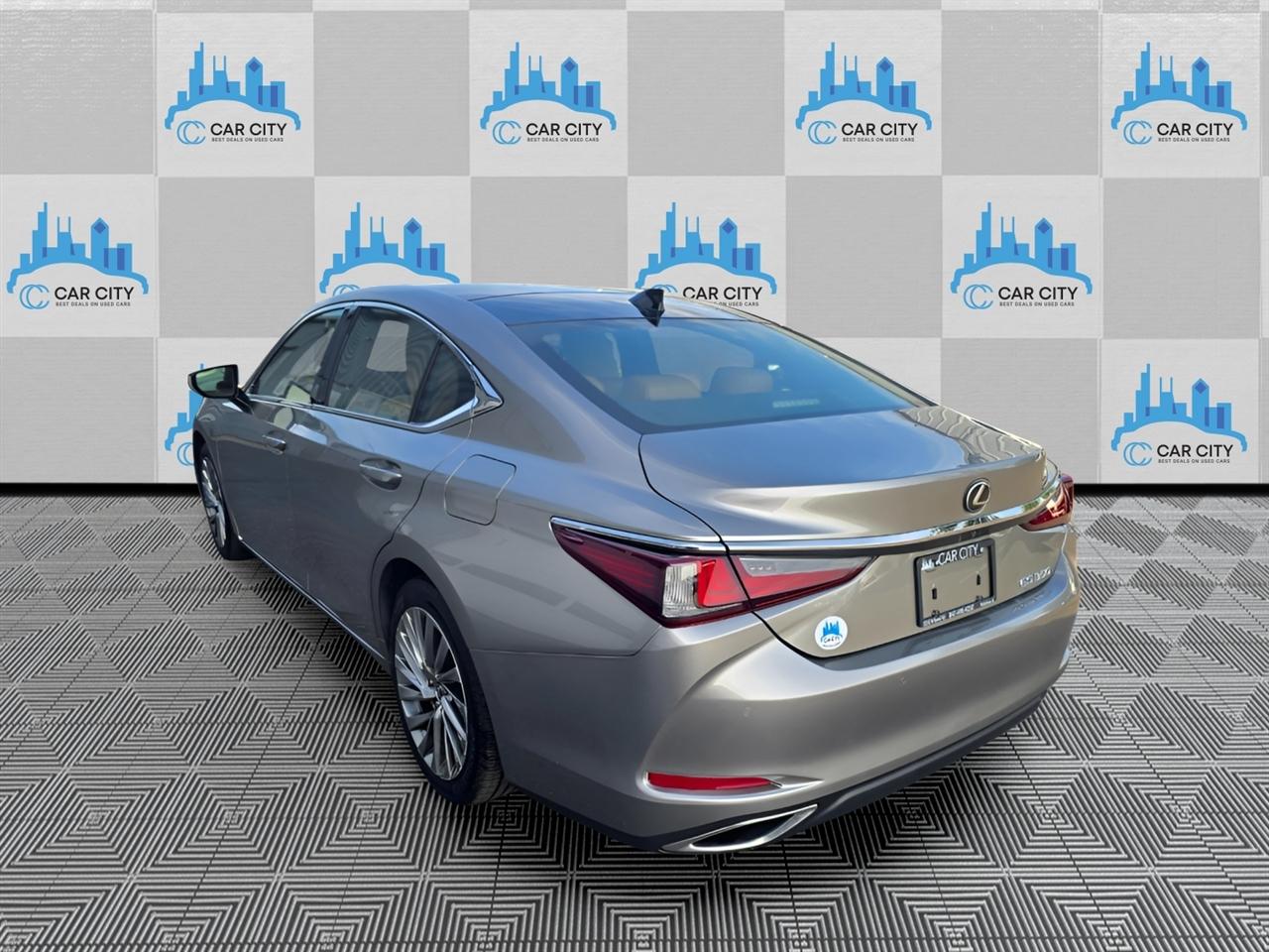 Lexus ES 350 Luxury 2019