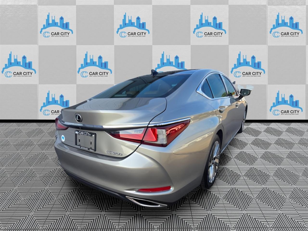 Lexus ES 350 Luxury 2019