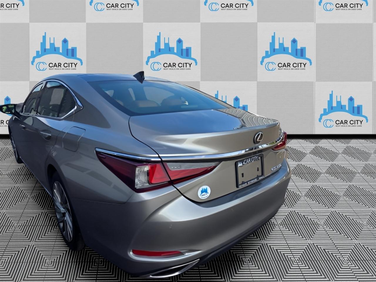 Lexus ES 350 Luxury 2019