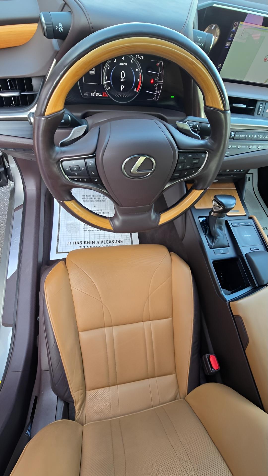 Lexus ES 350 Luxury 2019