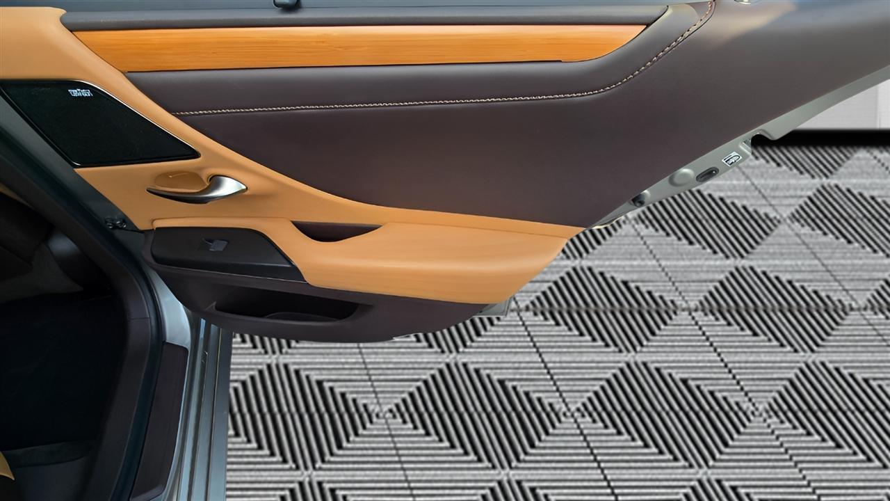 Lexus ES 350 Luxury 2019