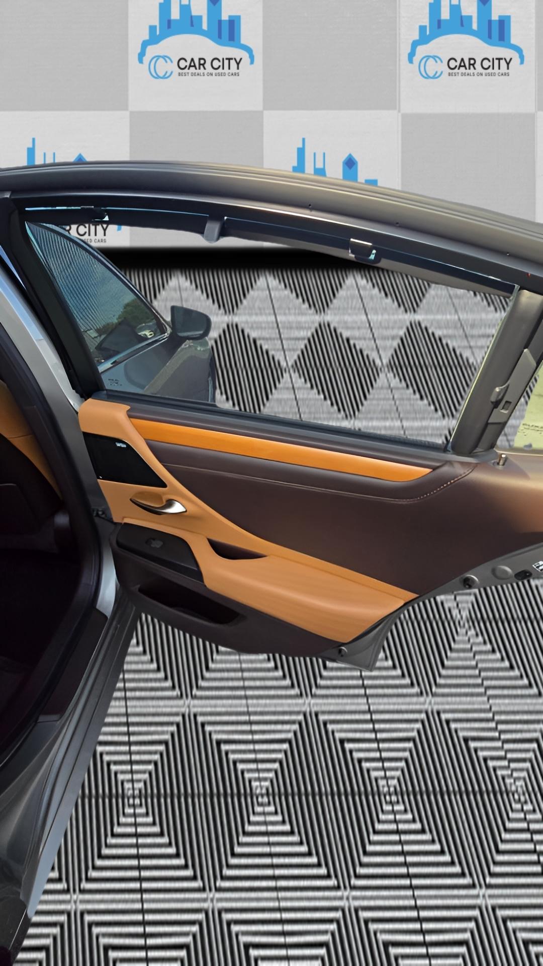 Lexus ES 350 Luxury 2019