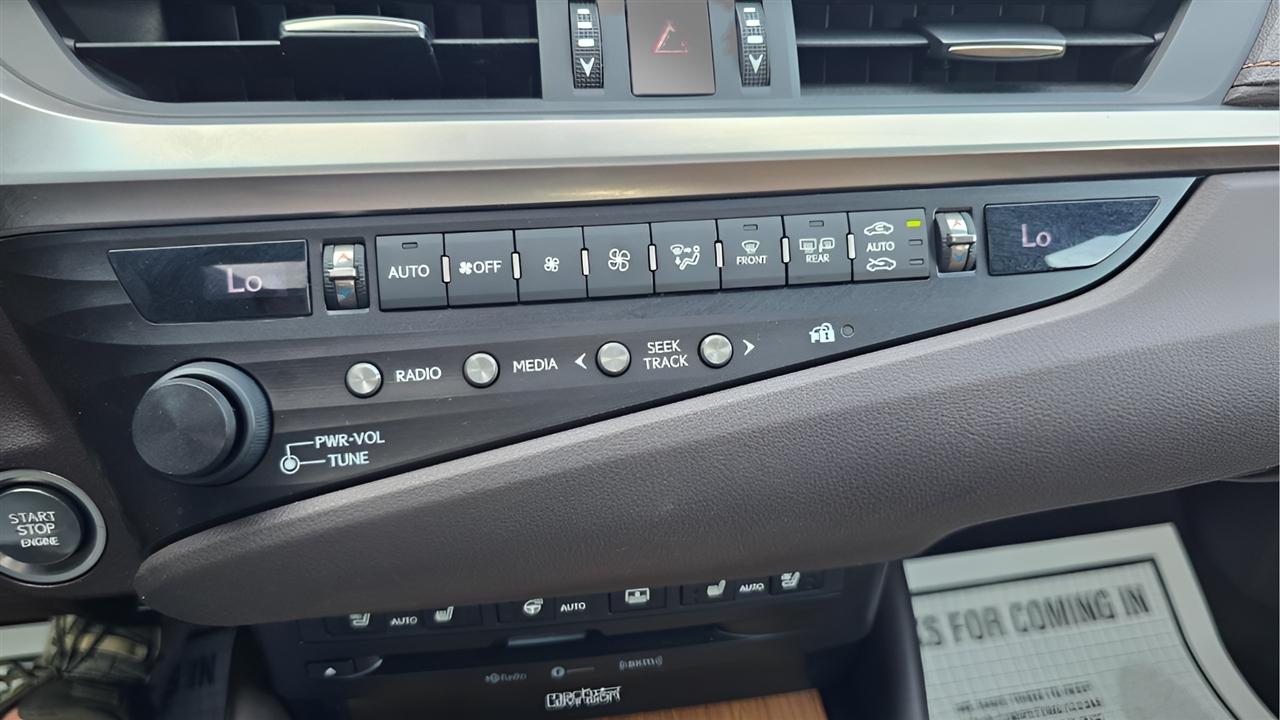 Lexus ES 350 Luxury 2019