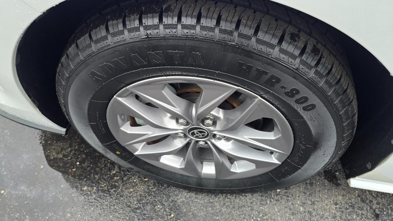 Toyota Sienna XLE 7-Passenger 2022