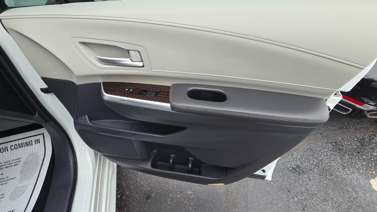 Toyota Sienna XLE 7-Passenger 2022