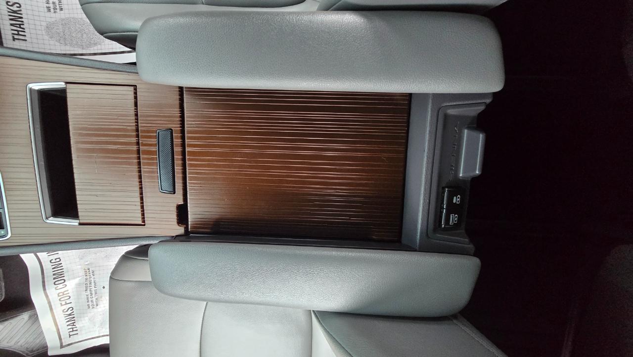 Toyota Sienna XLE 7-Passenger 2022
