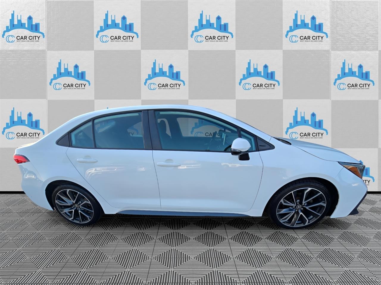Toyota Corolla SE 2020