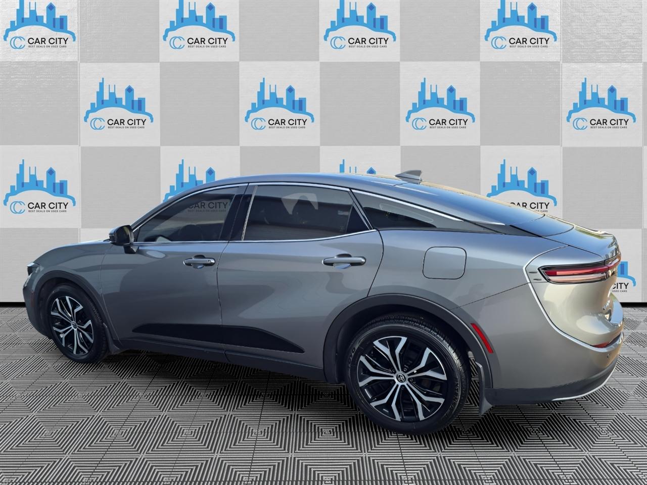 Toyota Crown Limited AWD (Natl) 2024