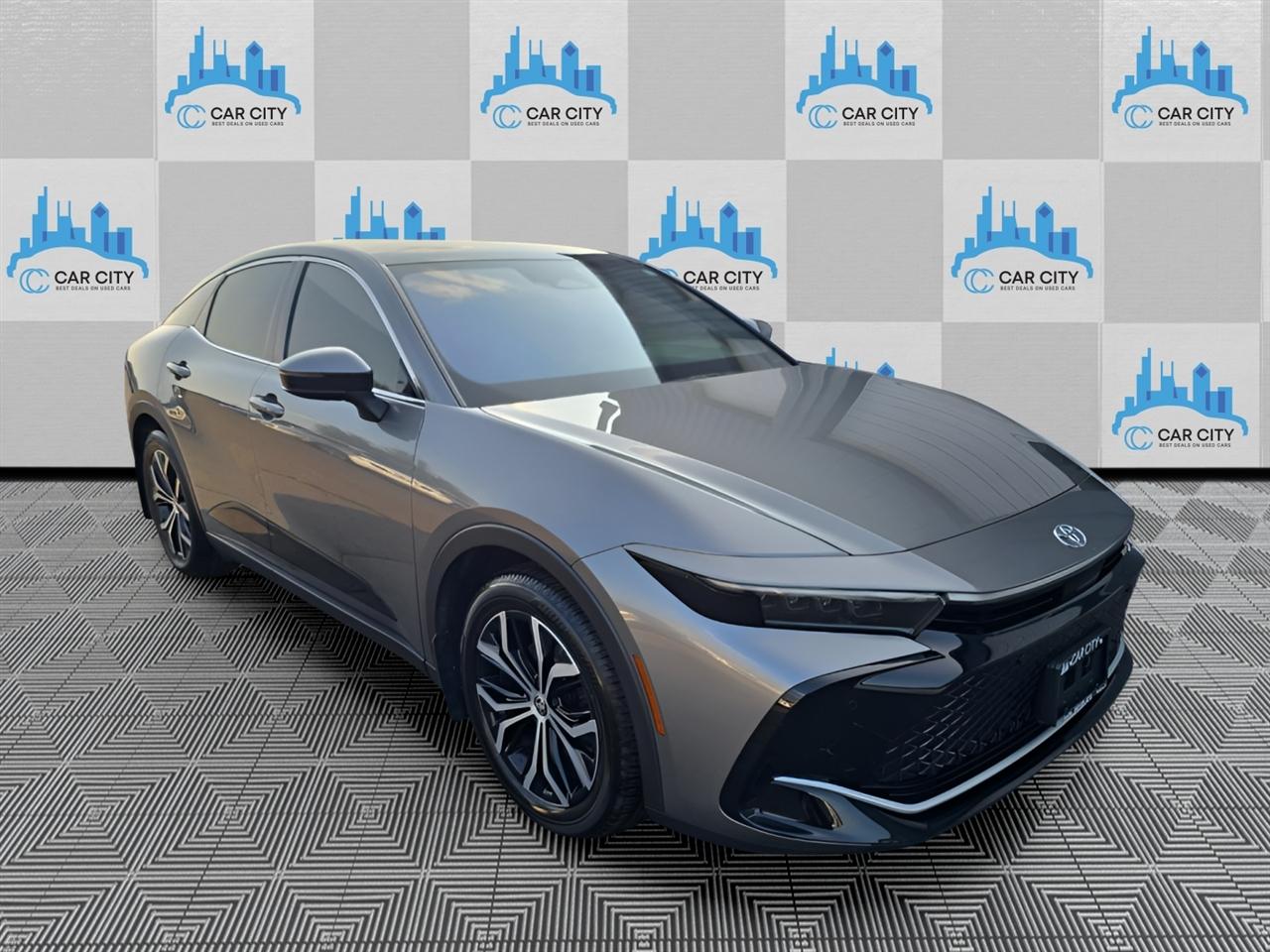 Toyota Crown Limited AWD (Natl) 2024
