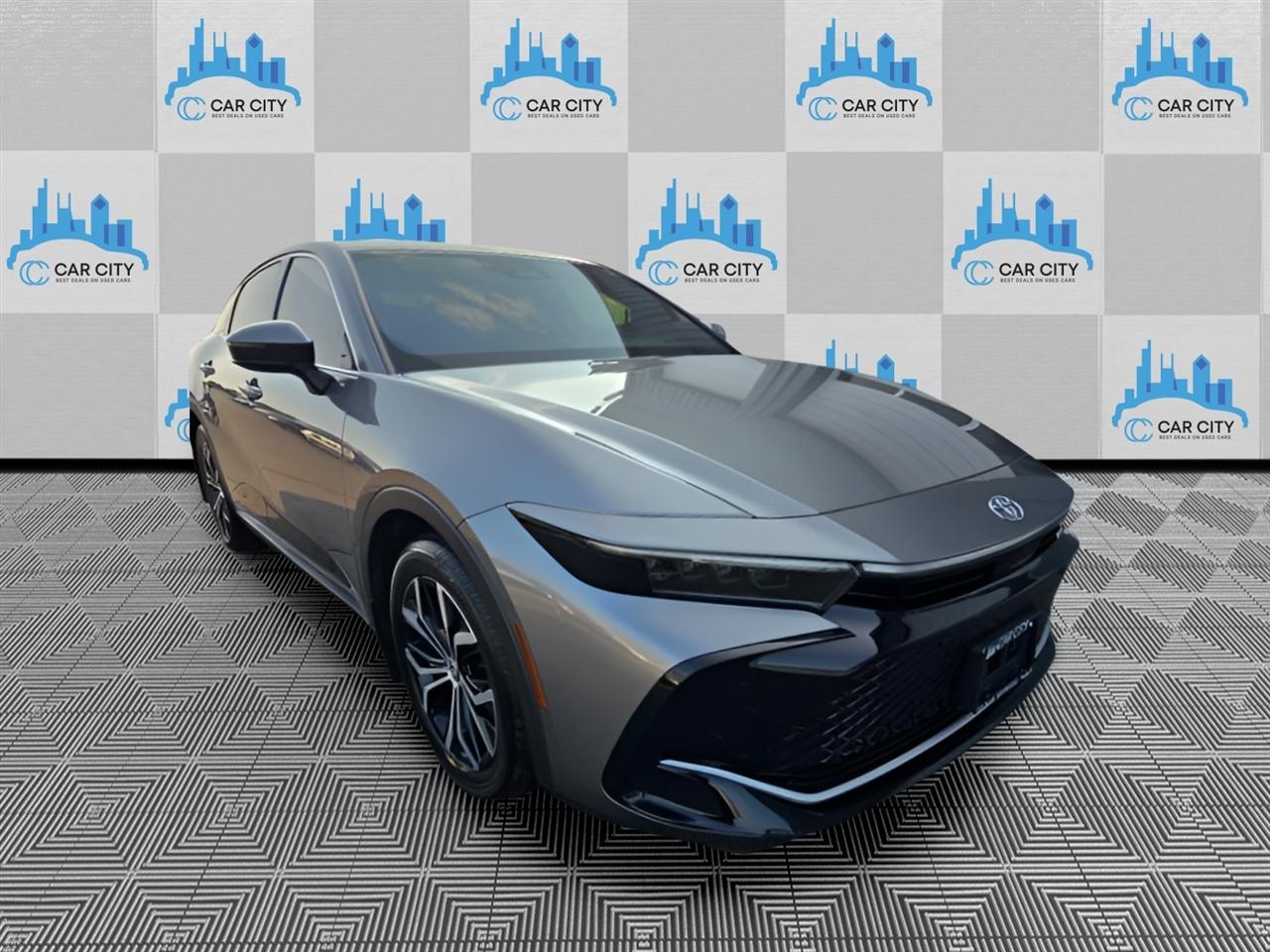 Toyota Crown Limited AWD (Natl) 2024