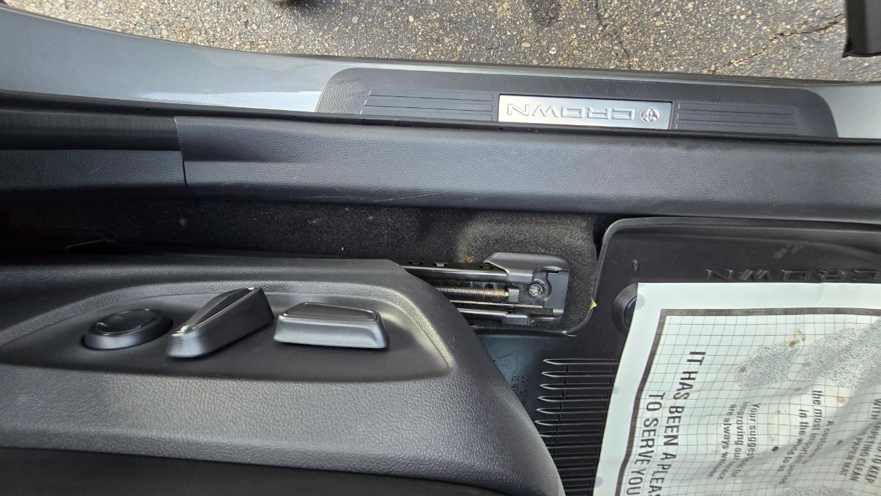 Toyota Crown Limited AWD (Natl) 2024