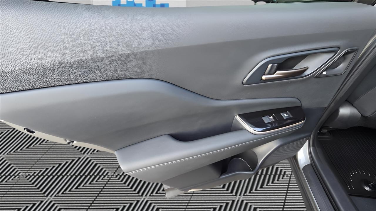 Toyota Crown Limited AWD (Natl) 2024