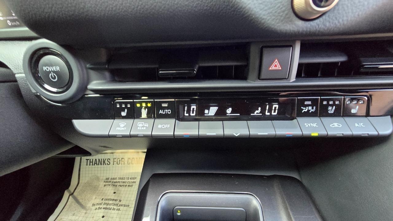 Toyota Crown Limited AWD (Natl) 2024