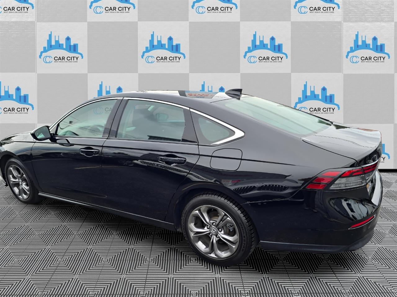 Honda Accord EX 2024